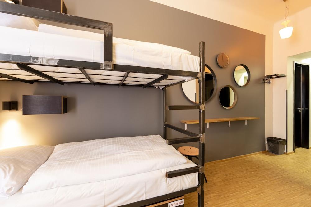 Czech Hostal *